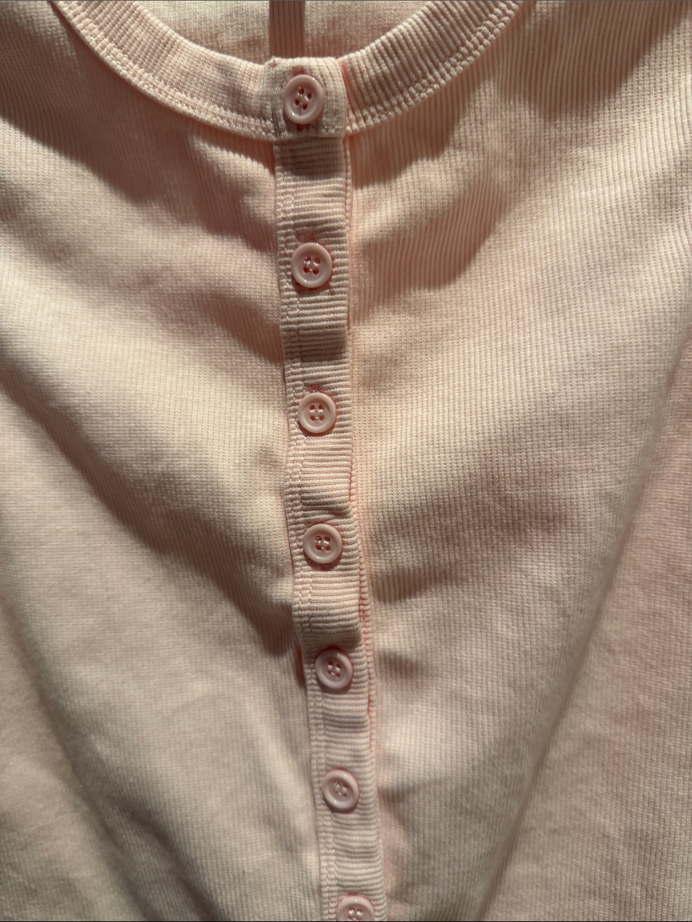 Edikted Pink Ribbed Button-Front Crop Tank - Picture 2 of 5